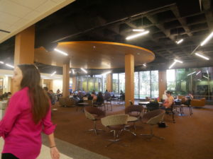 Elgin Community Collegeのカフェテリア