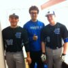 エドモンズ時代、野球部のチームメートと遠征先で撮った3人の写真